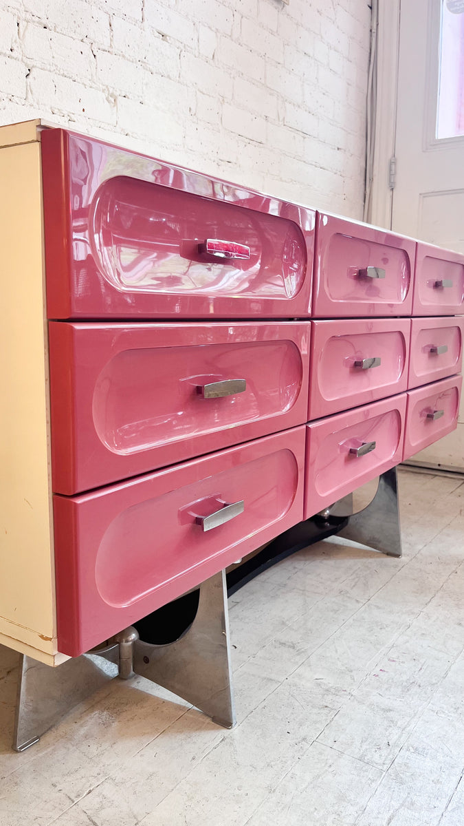 Space Age Pink Bedroom Set by Henri Vallières, 1960's – The Apartment TO