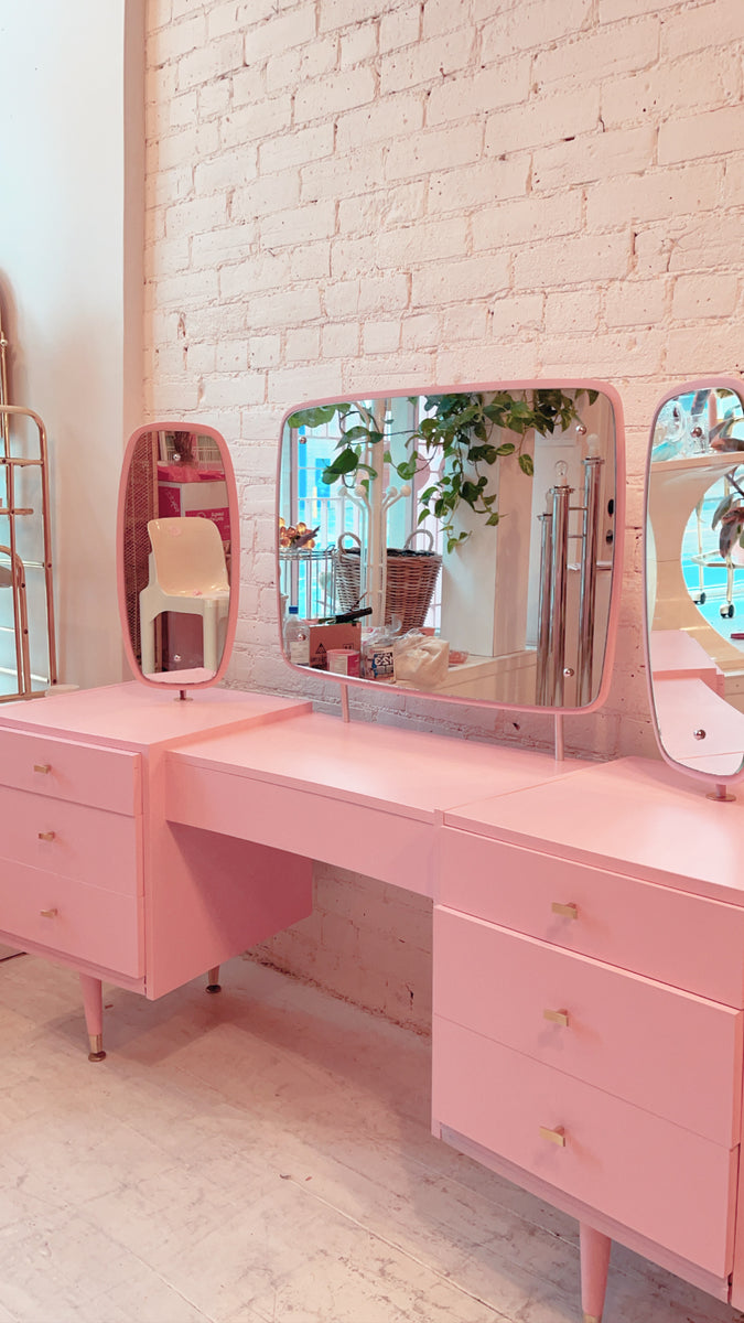 Atomic Pink Vintage Vanity – The Apartment TO