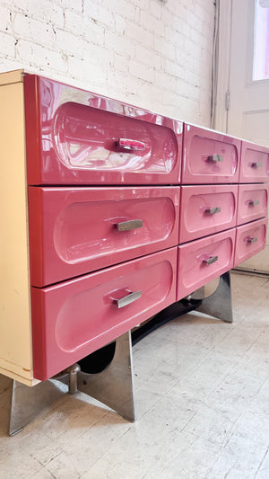 Space Age Pink Bedroom Set by Henri Vallires, 1960's The Apartment TO Space Age Pink Bedroom Set by Henri Vallires, 1960's The Apartment TO