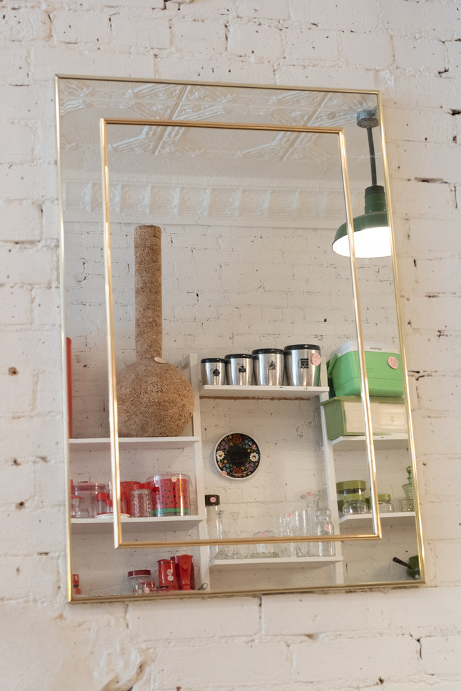 NEW ARRIVALS – The Apartment TO