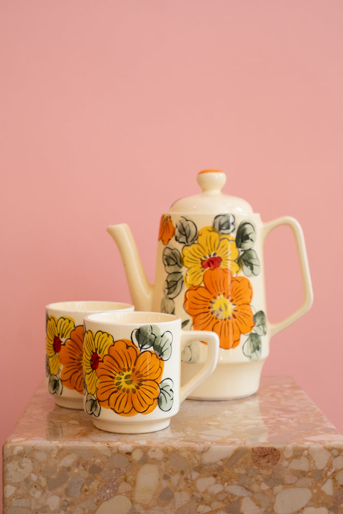 Vintage ENESCO Tea pot and cups