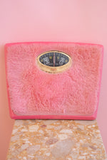 Vintage Shag Scale