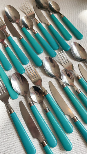 Vintage 24 Piece Cutlery Set