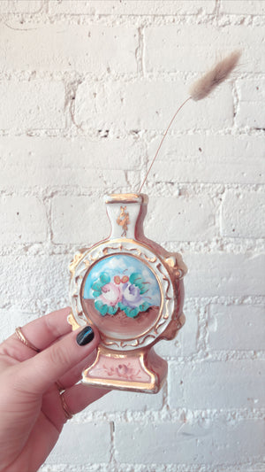 Vintage Gold Detailed Floral Bud Vase