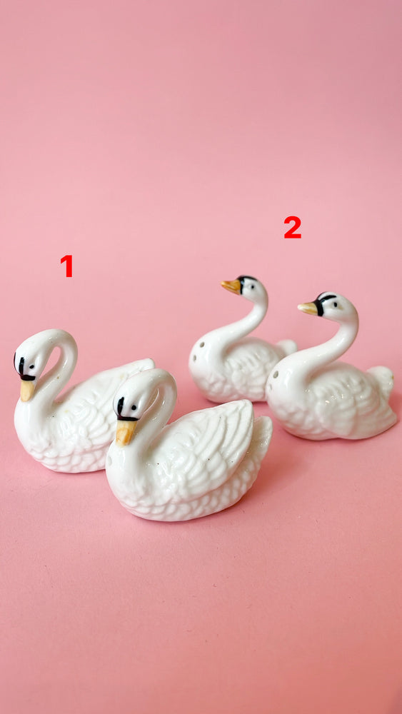 Vintage Ceramic Swan Salt & Pepper Shaker