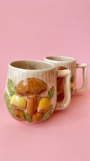 Vintage 1970's Arnel's Ceramic Mushroom Mug Pair