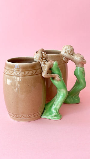 Vintage Green Dress Lady Mug