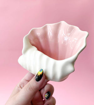 Vintage Ceramic Shell Catchall