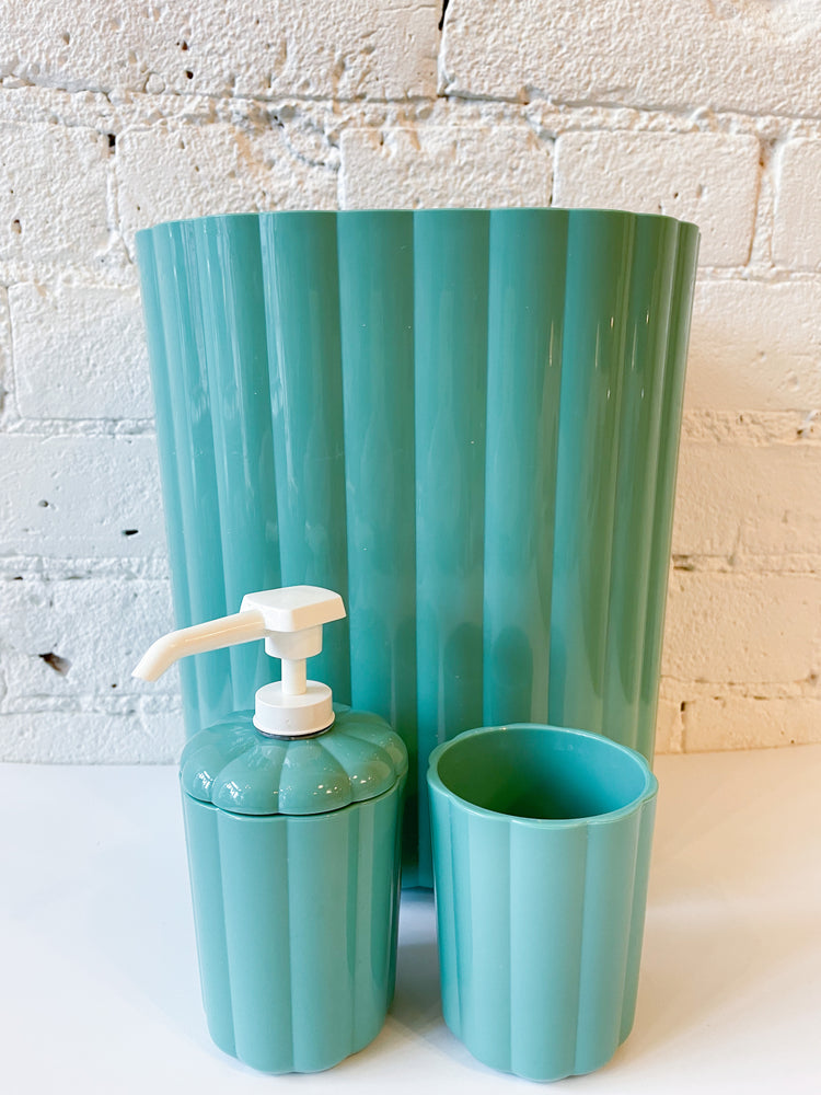 Vintage 1980's Bathroom Set