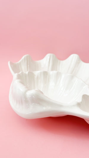 Vintage Ceramic Shell Chip and Dip