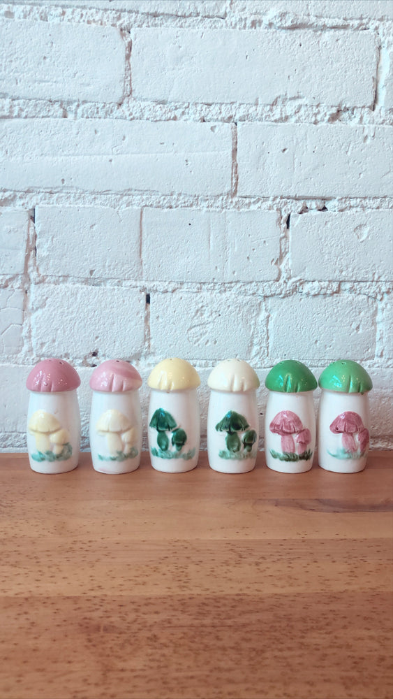 Mushroom Salt & Pepper Shakers