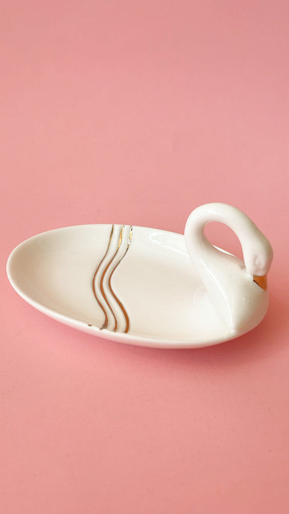 Vintage Ceramic Swan Soap Dish