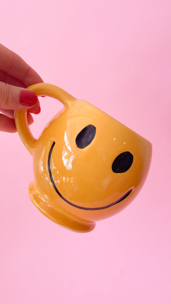 Vintage McCoy Yellow Smiley Mug